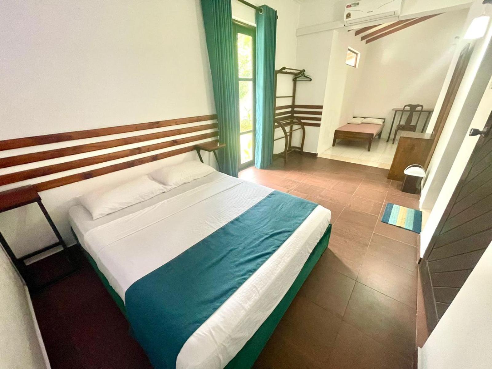 Hotel One Sixty Dehiwala-Mount Lavinia Bagian luar foto