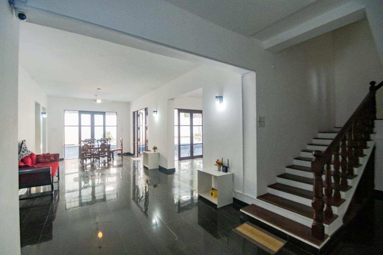 Hotel One Sixty Dehiwala-Mount Lavinia Bagian luar foto