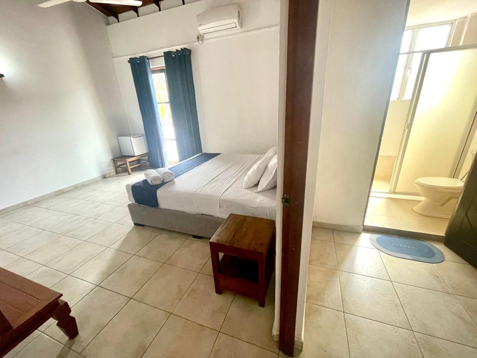 Hotel One Sixty Dehiwala-Mount Lavinia Bagian luar foto