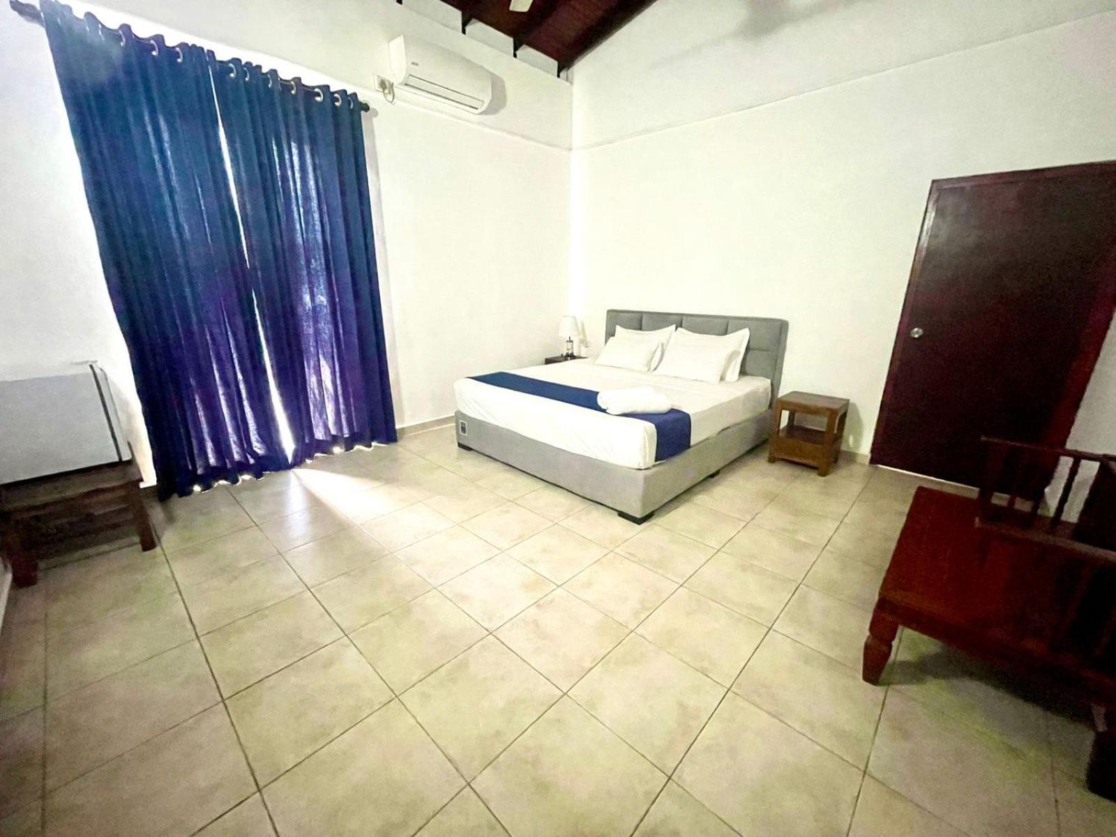 Hotel One Sixty Dehiwala-Mount Lavinia Bagian luar foto