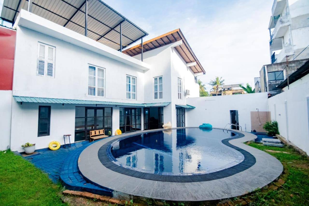Hotel One Sixty Dehiwala-Mount Lavinia Bagian luar foto